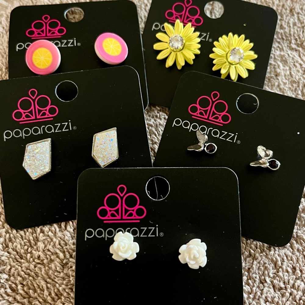Paparazzi Yellow and White Jewelry Set Dazzling Accessories